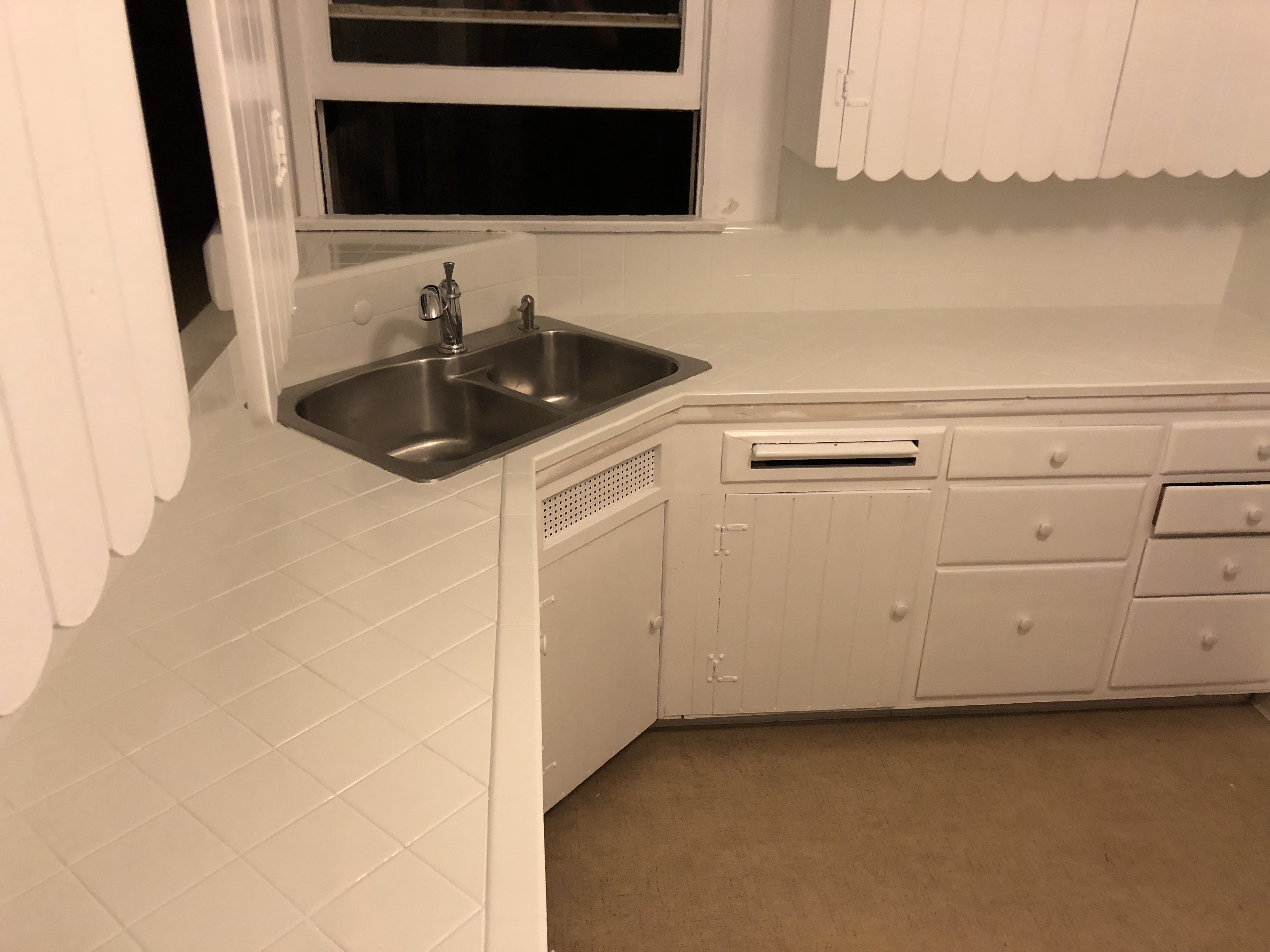 Kitchen Cabinet Refinishing